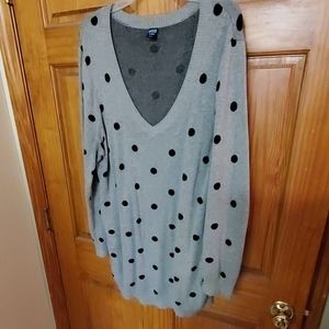 Maternity tunic sweater